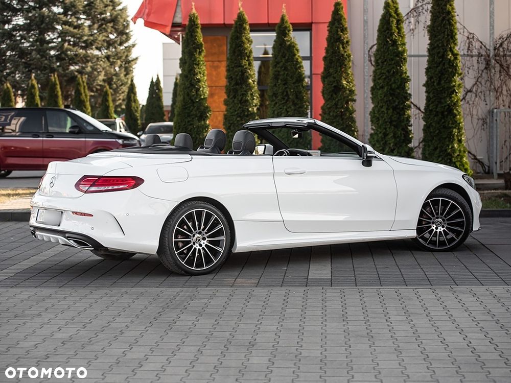 Mercedes-Benz Klasa C 200 9G-TRONIC AMG Line - 9