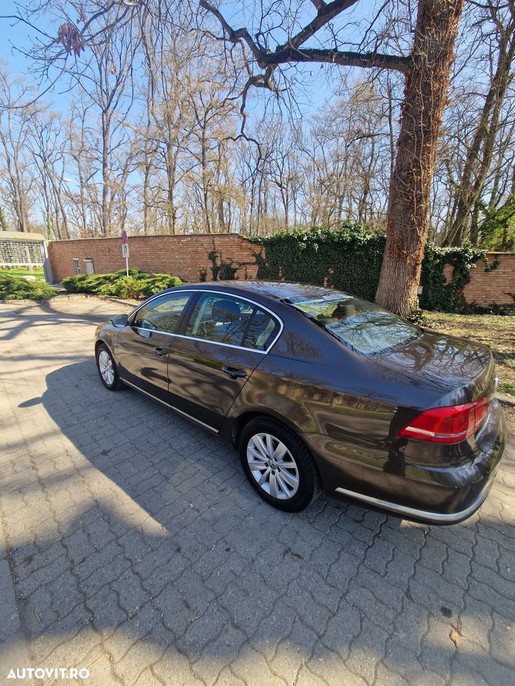 Volkswagen Passat - 3