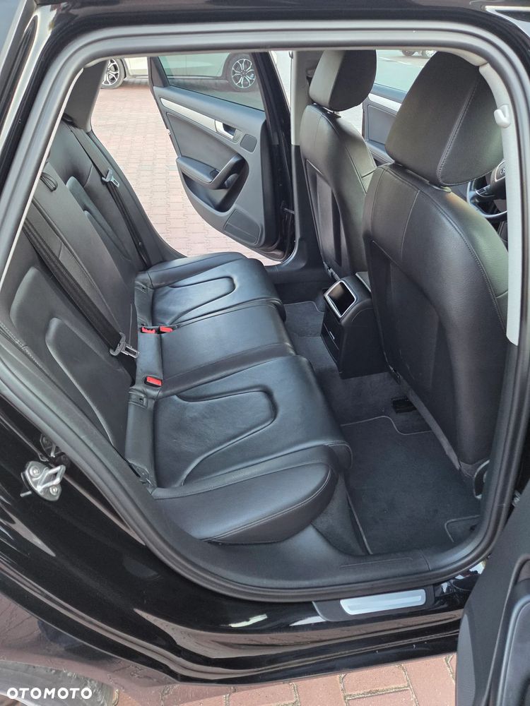 Audi A4 Avant 2.0 TDI DPF multitronic Attraction - 25