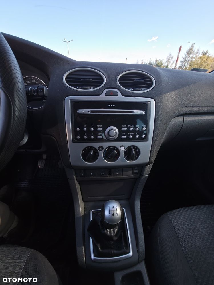 Ford Focus - 10