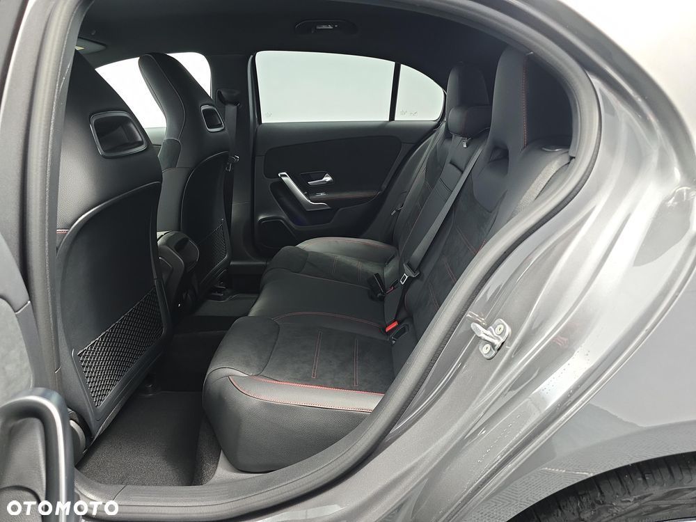 Mercedes-Benz Klasa A 200 AMG Line 7G-DCT - 9