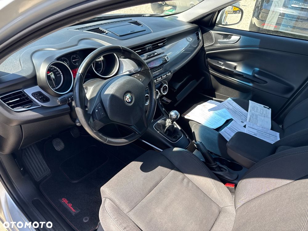 Alfa Romeo Giulietta 1.4 TB 16V Turismo - 29