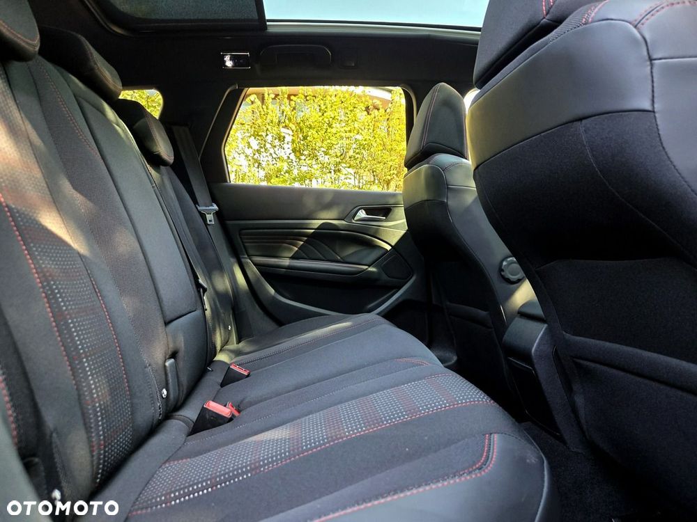 Peugeot 308 BlueHDi 120 EAT6 Stop & Start GT-Line Edition - 11