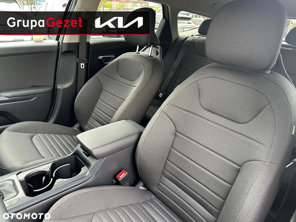 Kia K4 1.6 T-GDI M - 12