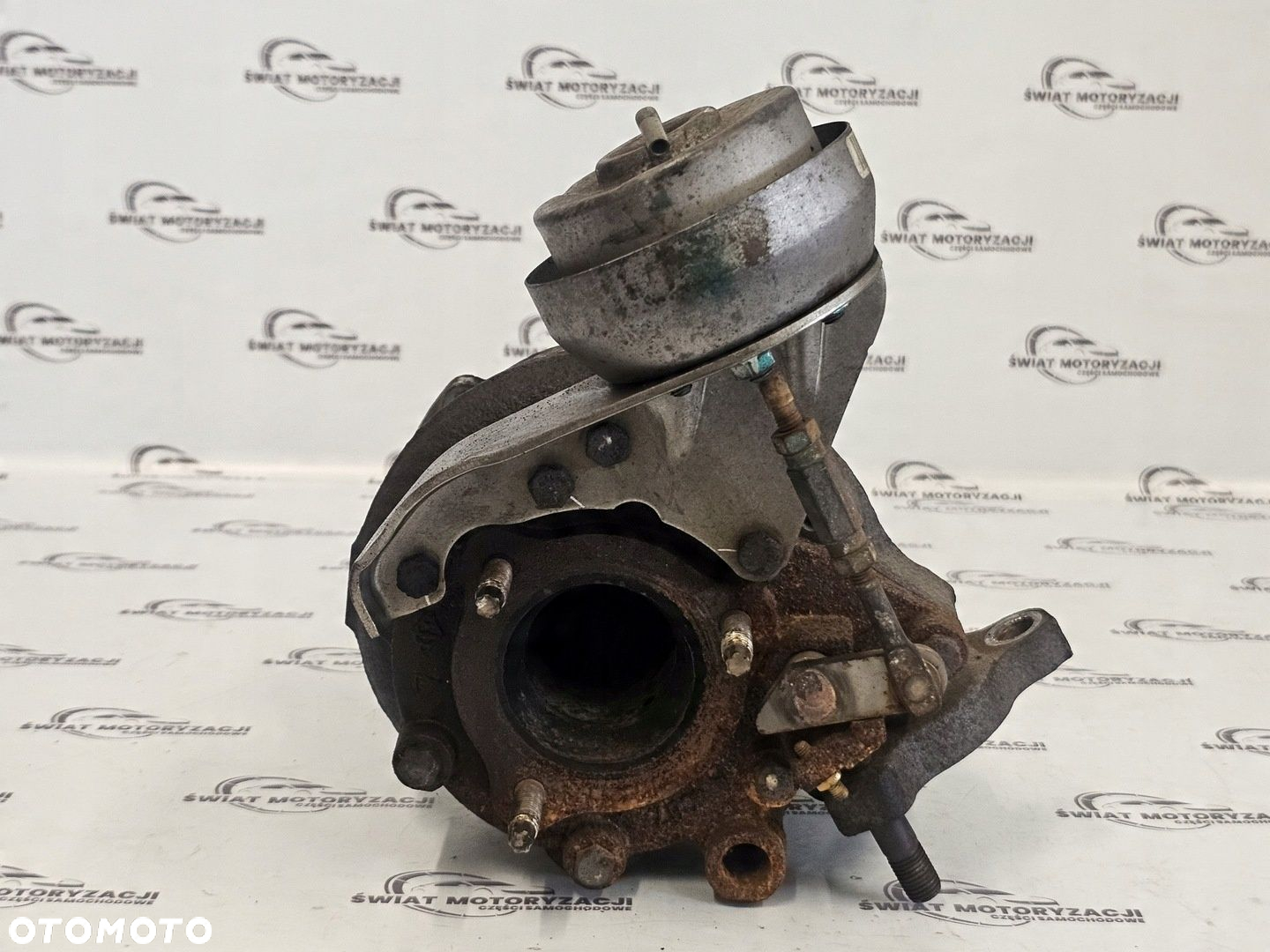 Toyota Avensis T27 2.2 D-4D 1AD-FTV 12r turbosprężarka 17201-0R070 - 2