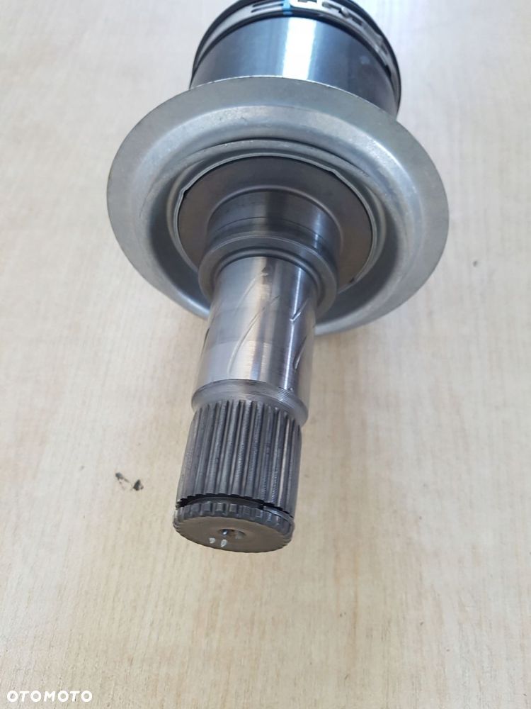 mercedes e 214 amg cle półoś półośka tył a2143504406 - 4