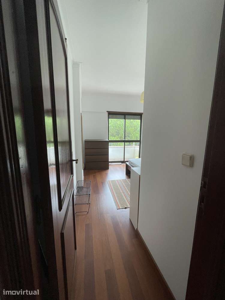 T3+1 Duplex para arrendamento na Rinchoa, Rio de Mouro - Grande imagem: 5/17