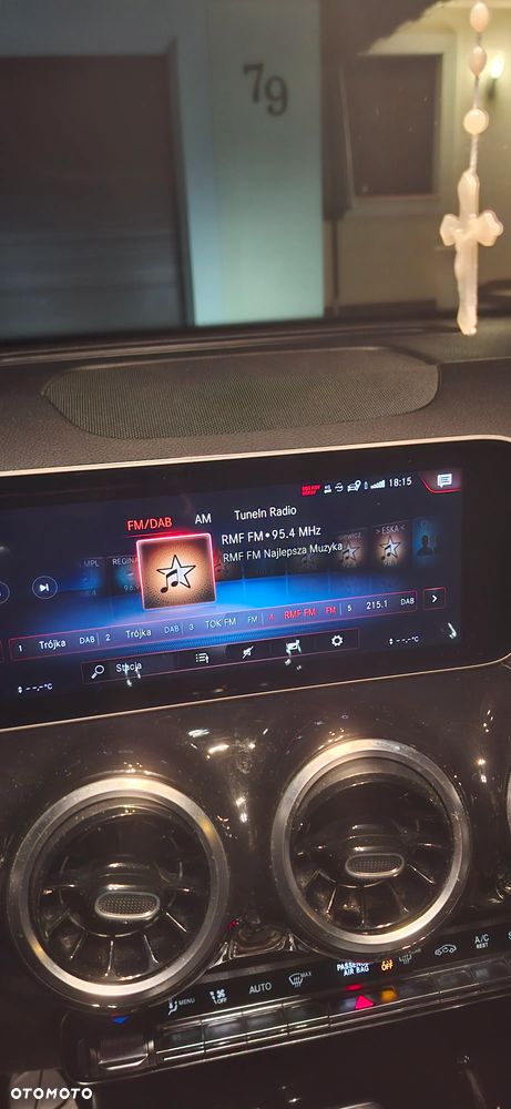 Mercedes-Benz GLB 200 Progressive 7G-DCT - 22