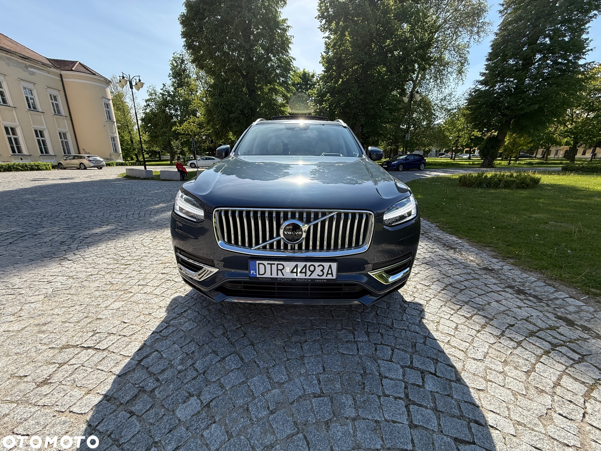 Volvo XC 90 - 7