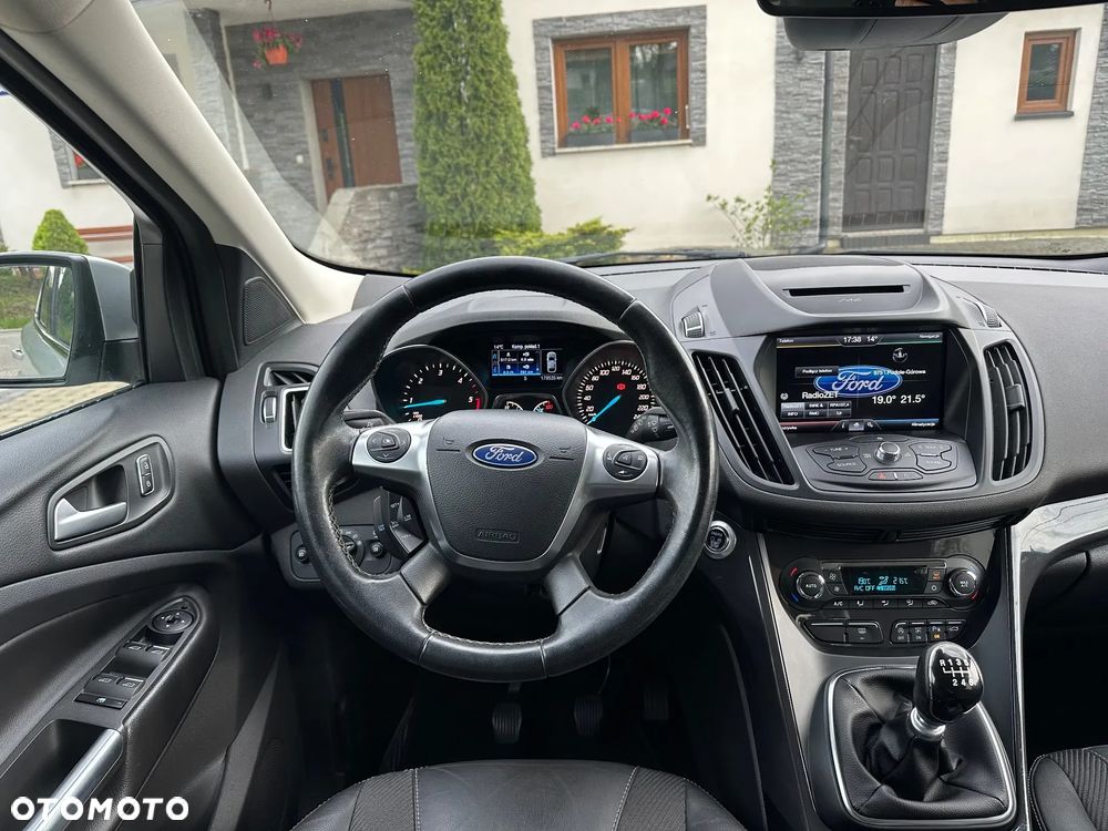 Ford Kuga 2.0 TDCi 4x4 ST-Line - 25