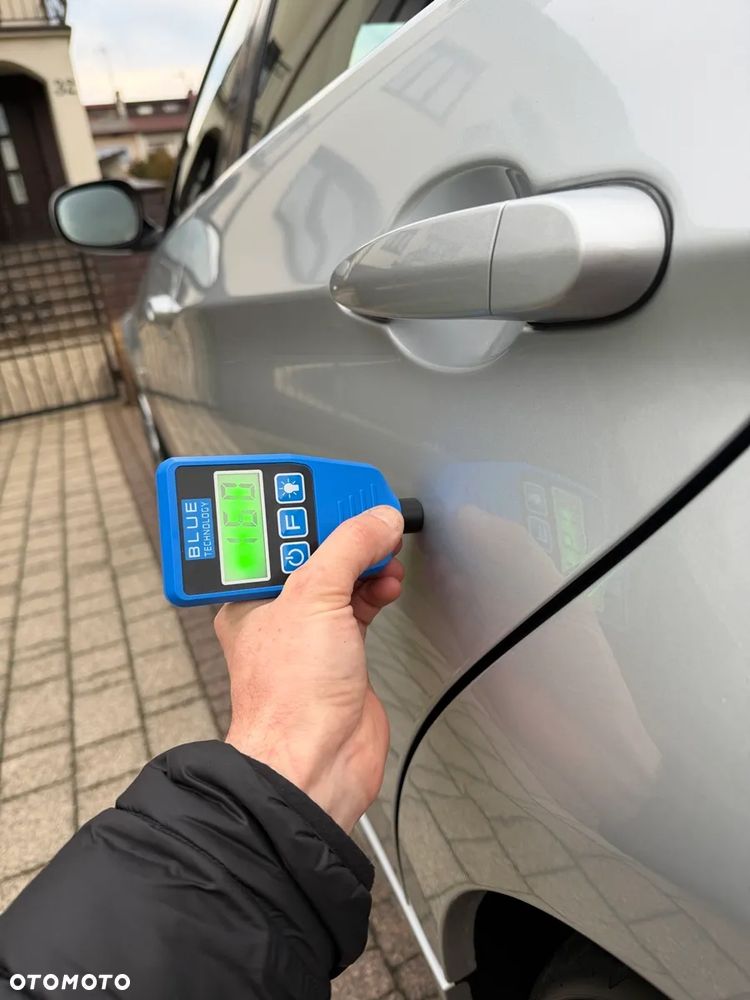 BMW Seria 3 318d DPF Edition Exclusive - 31