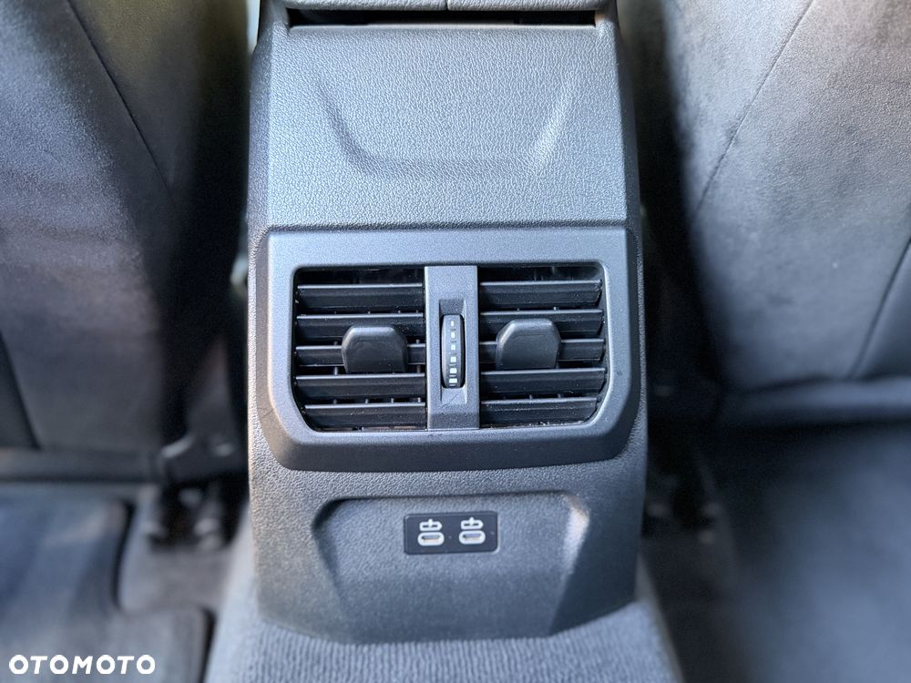 BMW Seria 1 - 35