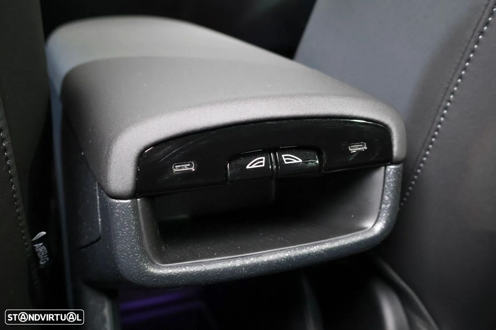 Volvo EX30 69 kWh Single Motor Extended Range Plus - 44