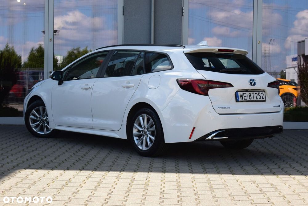 Toyota Corolla 1.8 Hybrid Comfort - 10