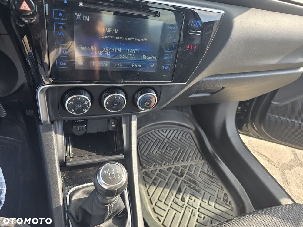 Toyota Corolla 1.6 Comfort - 8