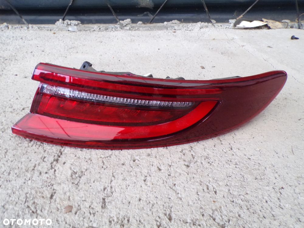 KIA PROCEED PRO CEED III CS KLAPA BŁOTNIK PRAWY TYŁ LAMPA PRAWY TYŁ BELKA WZMOCNIENIE ZDERZAKA - 11