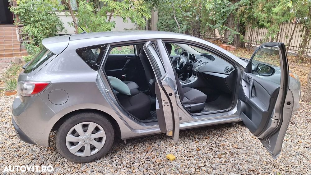 Mazda 3 - 10
