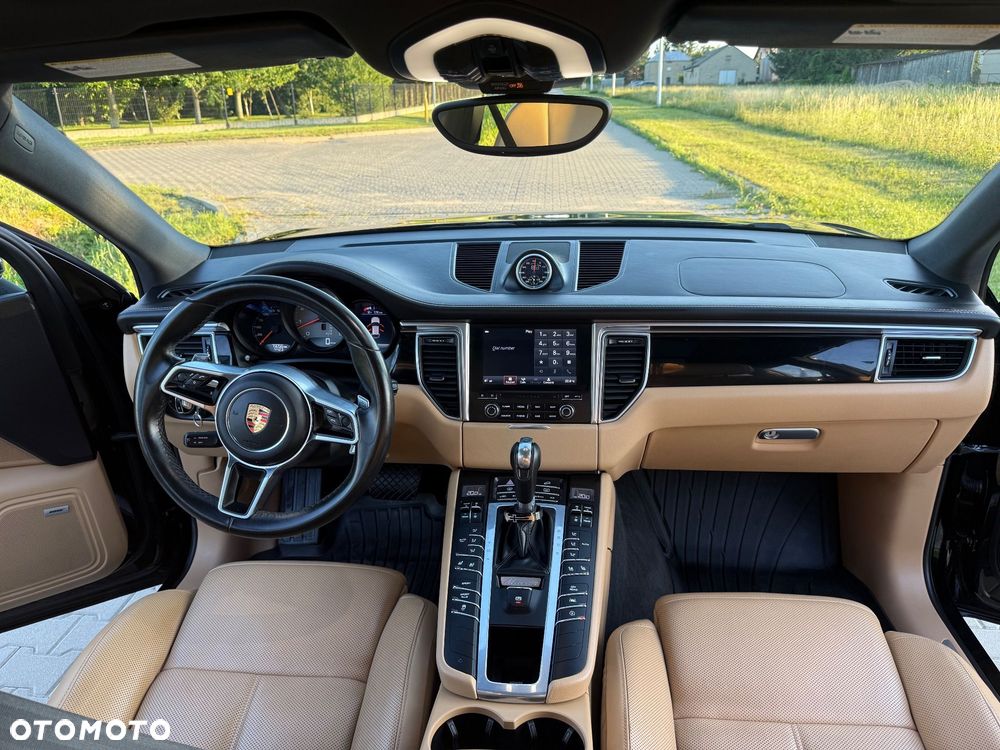 Porsche Macan S - 18