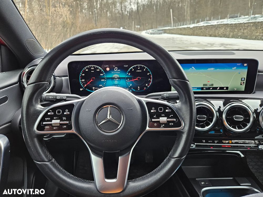 Mercedes-Benz A 200 7G-DCT - 11