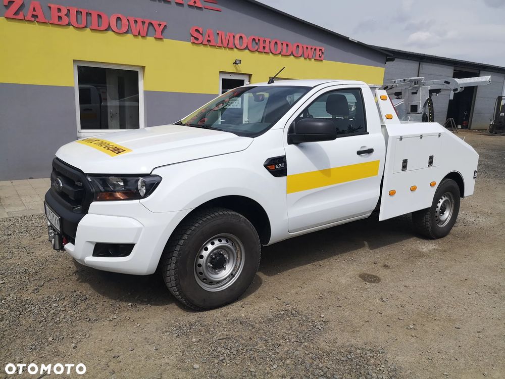 Ford holownik miejski pomoc drogowa zabudowa - 3
