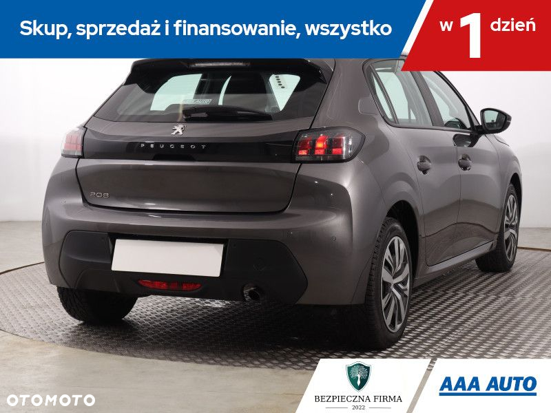 Peugeot 208 - 6
