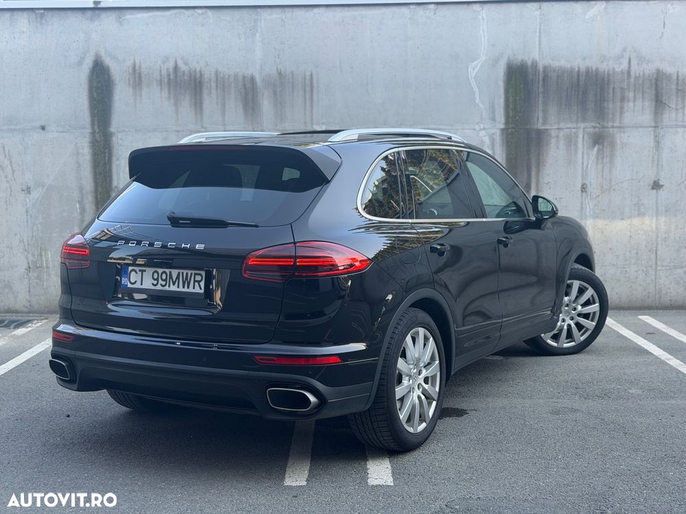 Porsche Cayenne Platinum Edition - 4
