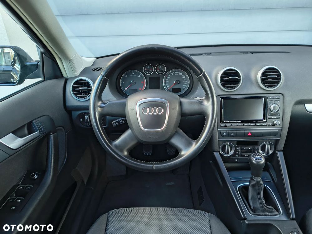 Audi A3 Sportback 1.6 TDI Attraction - 23
