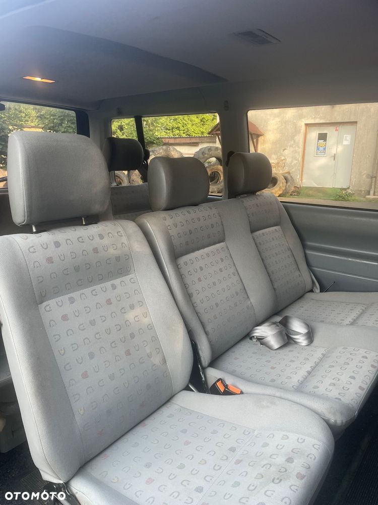 Volkswagen Caravelle TDI Basis / CL syncro - 6