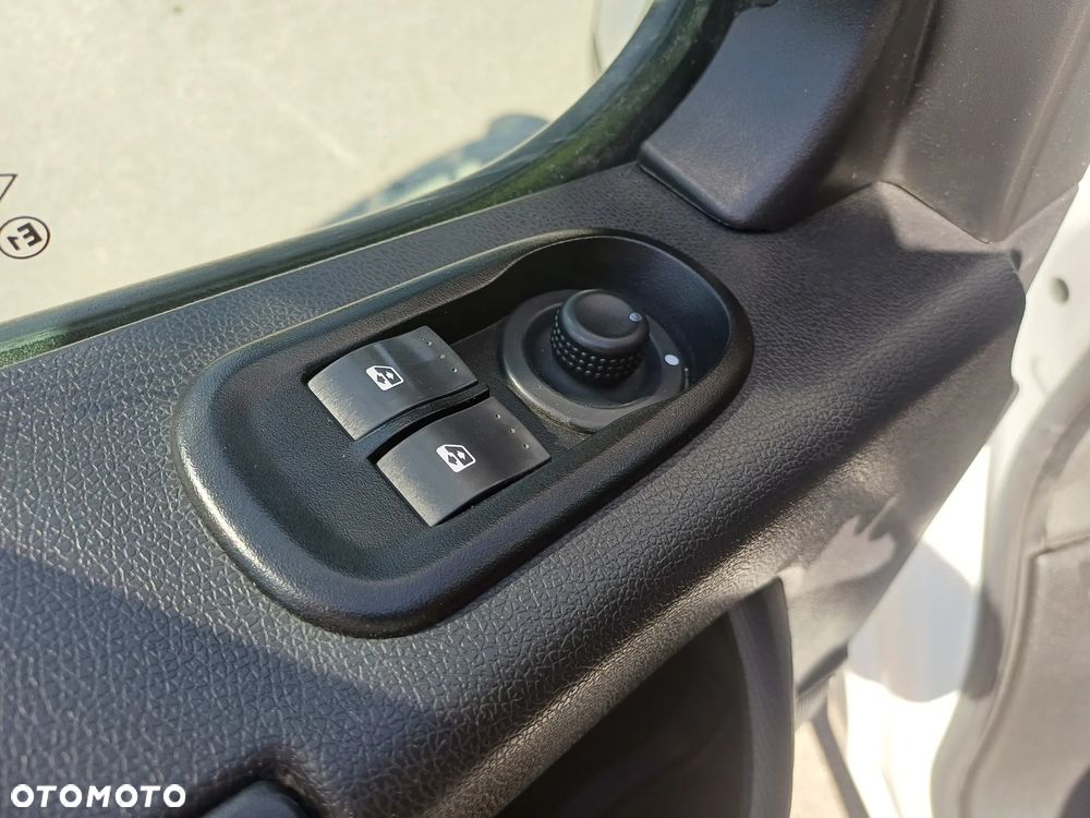 Renault Master - 18