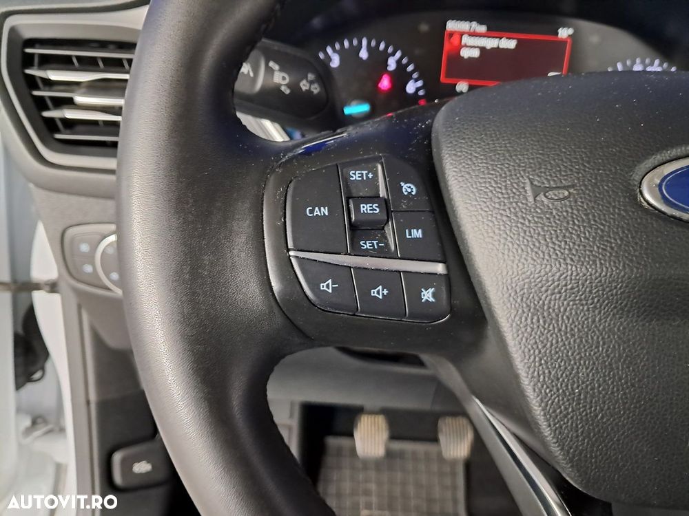 Ford Focus - 12