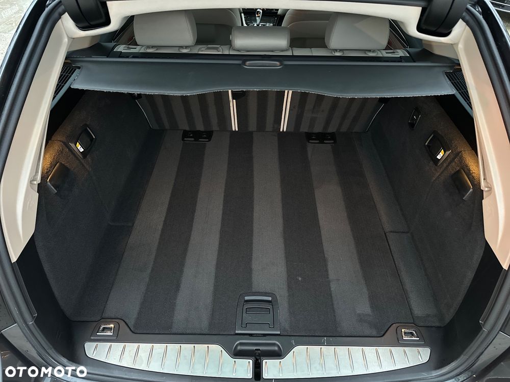 BMW Seria 5 520d Luxury Line - 6