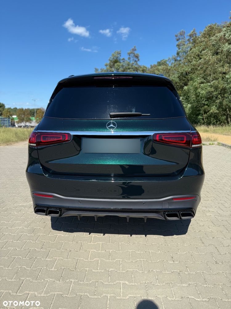 Mercedes-Benz GLS - 12