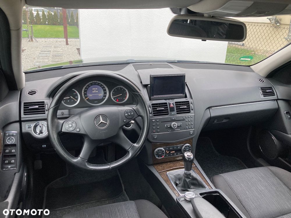 Mercedes-Benz Klasa C 200 Kompressor Elegance - 22