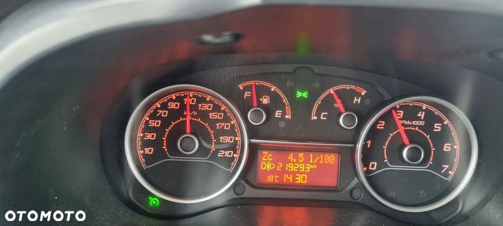 Fiat Doblo - 13