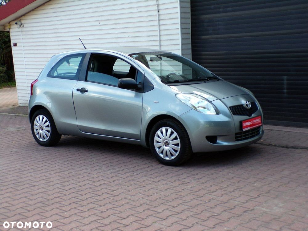 Toyota Yaris - 13