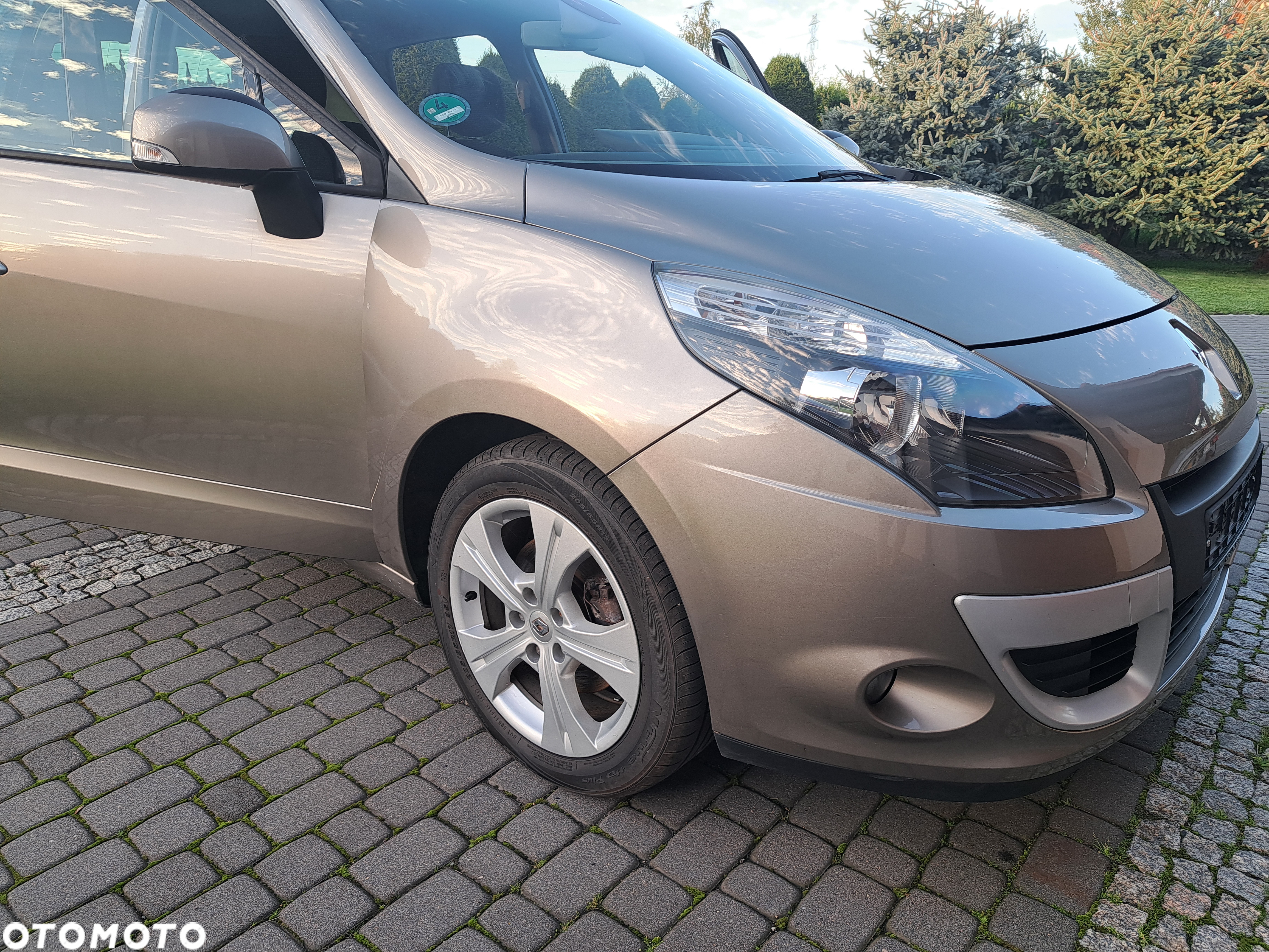 Renault Scenic 1.4 16V TCE TomTom Edition - 27