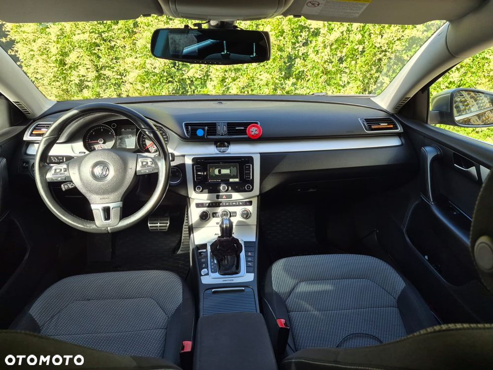 Volkswagen Passat 2.0 TDI 4Mot Highline DSG - 10