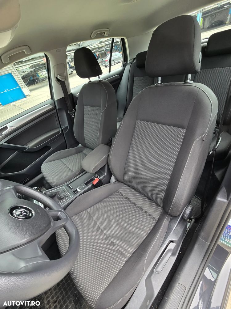 Volkswagen Golf 1.6 TDI Trendline - 14