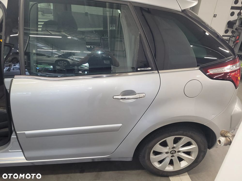Citroën C4 Picasso ver-1-6-e--hdi-fap-egs6-exclusive - 14