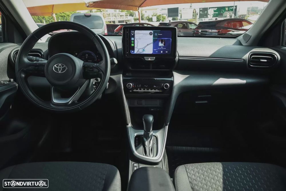 Toyota Yaris Cross 1.5 Hybrid Comfort Plus - 3