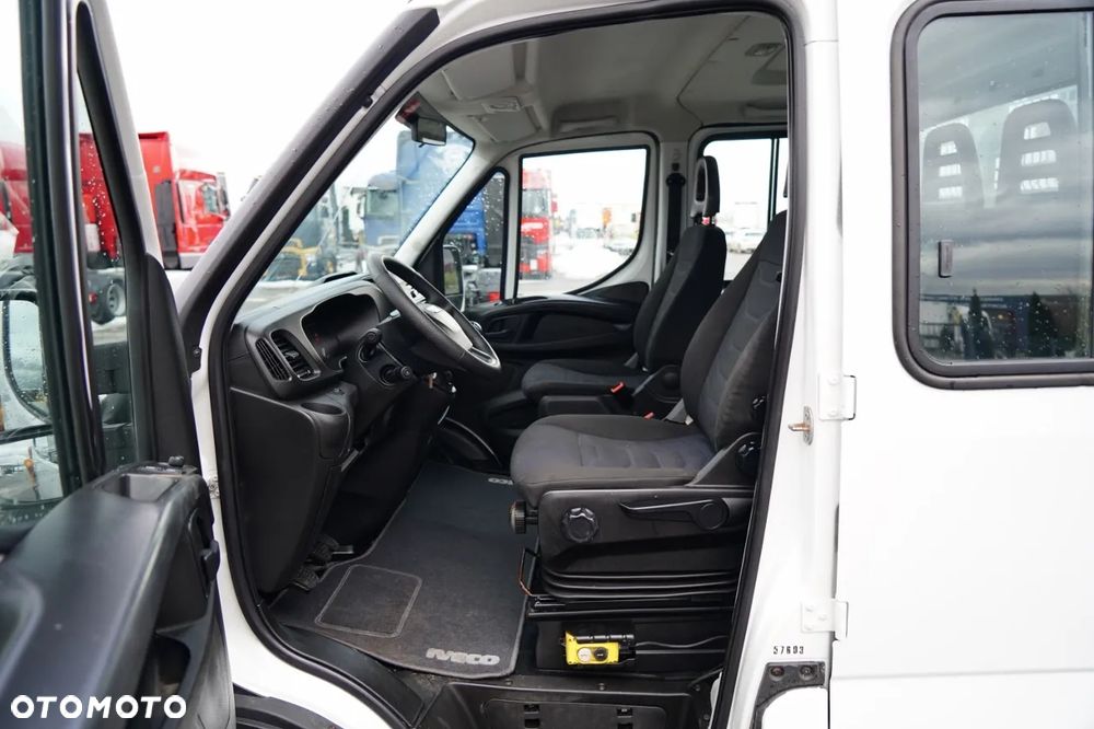 Iveco DAILY 35-140 / WYWROTKA / BRYGADOWKA - 6 MIEJSC  / BLIŹNIAK / MANUAL / - 24