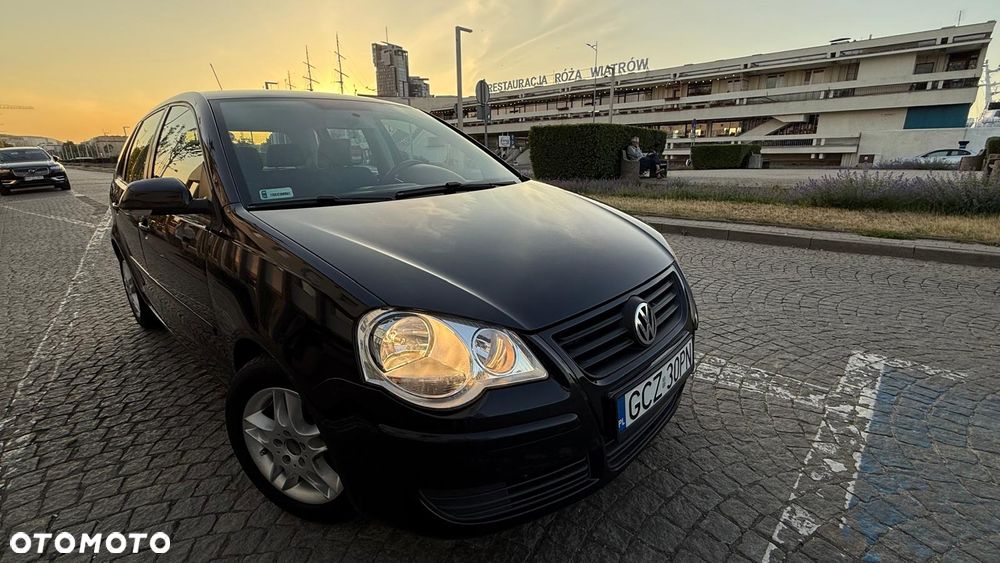 Volkswagen Polo 1.4 16V Comfortline - 11