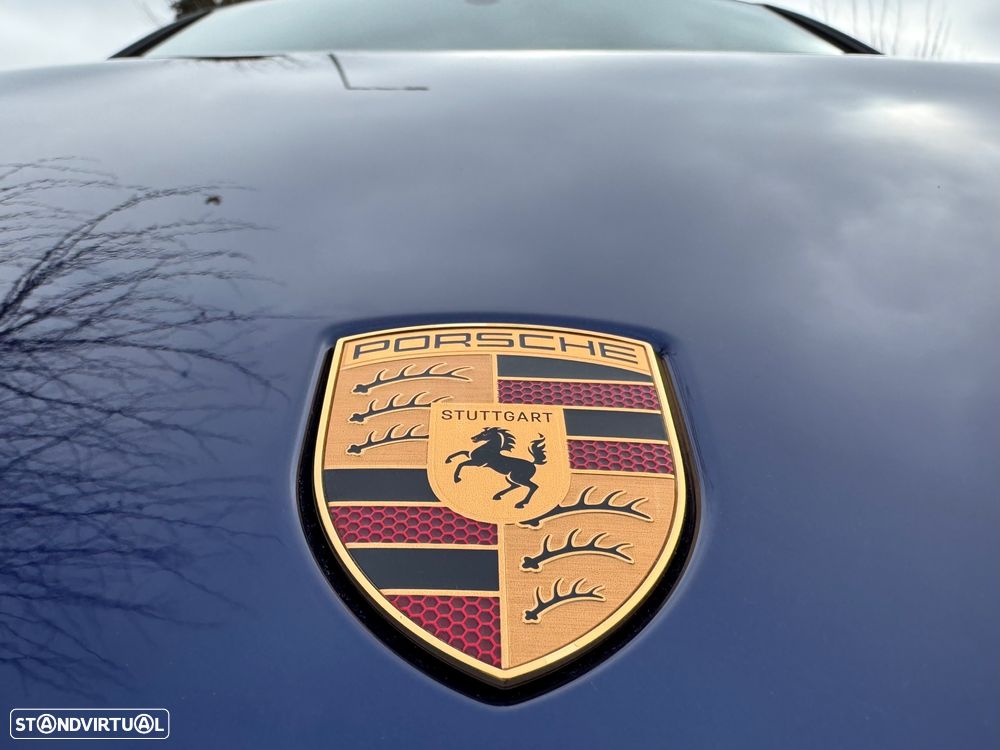 Porsche Macan Electric 4 - 17