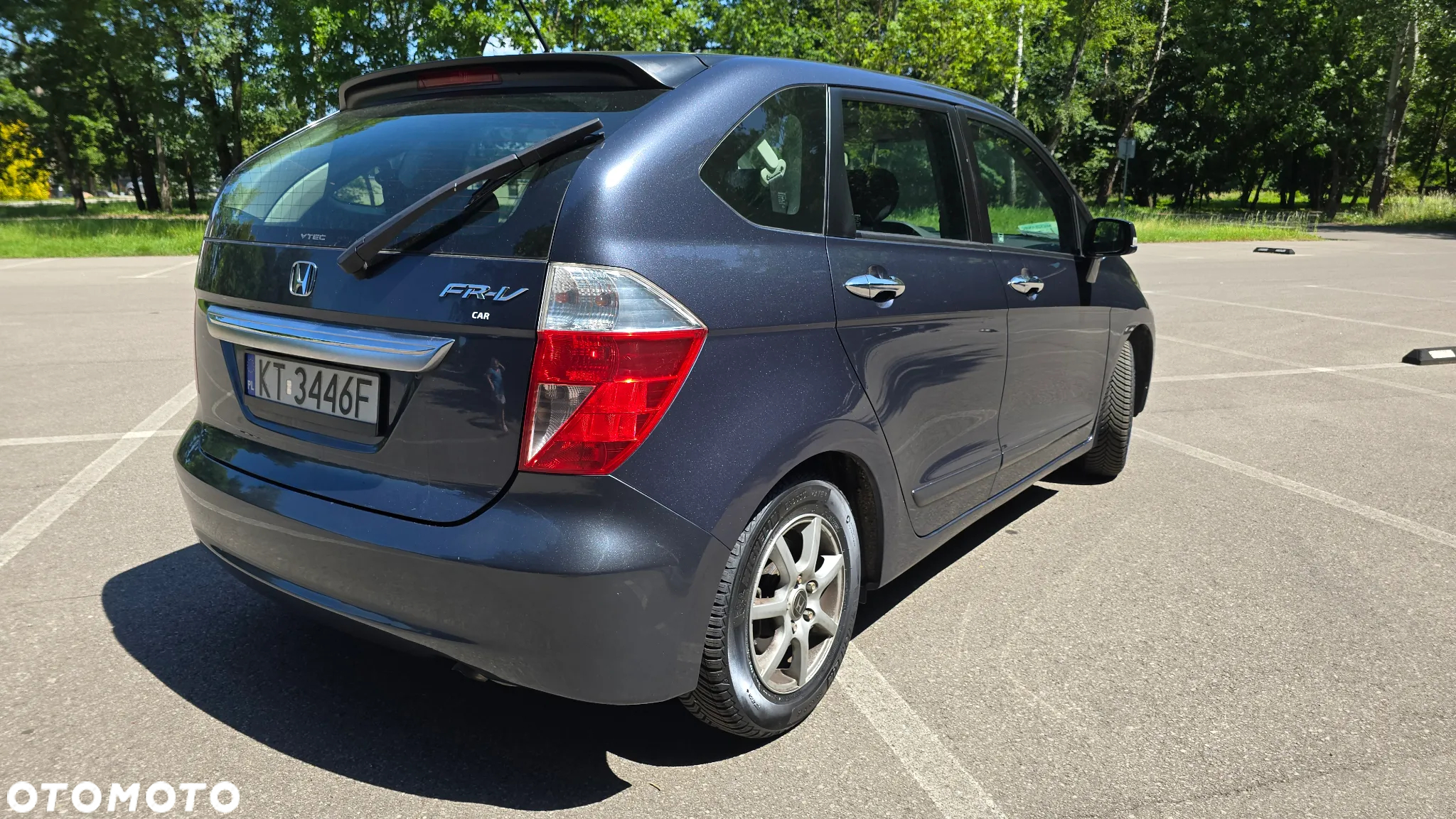 Honda FR-V 1.7 - 3