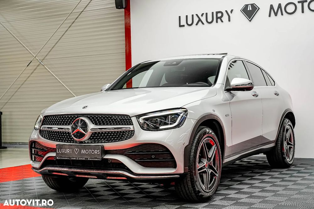 Mercedes-Benz GLC Coupe 300 e 4Matic 9G-TRONIC AMG Line Plus - 9