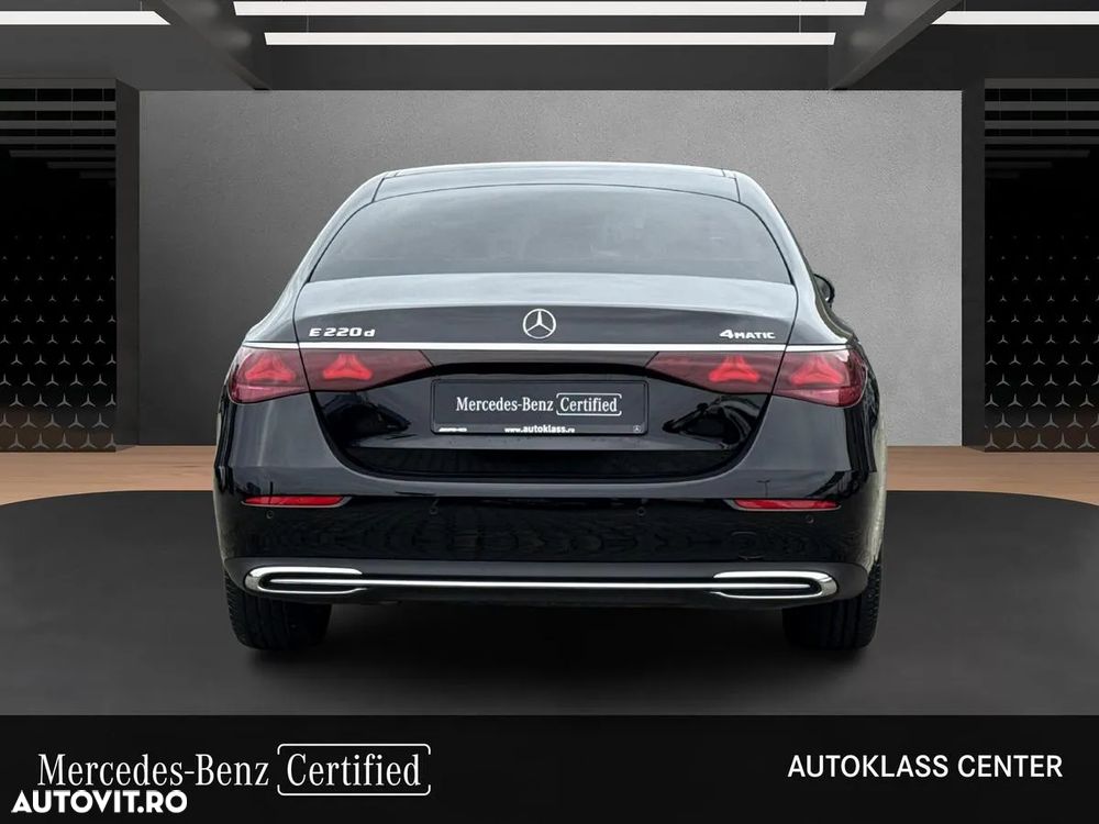 Mercedes-Benz E - 5