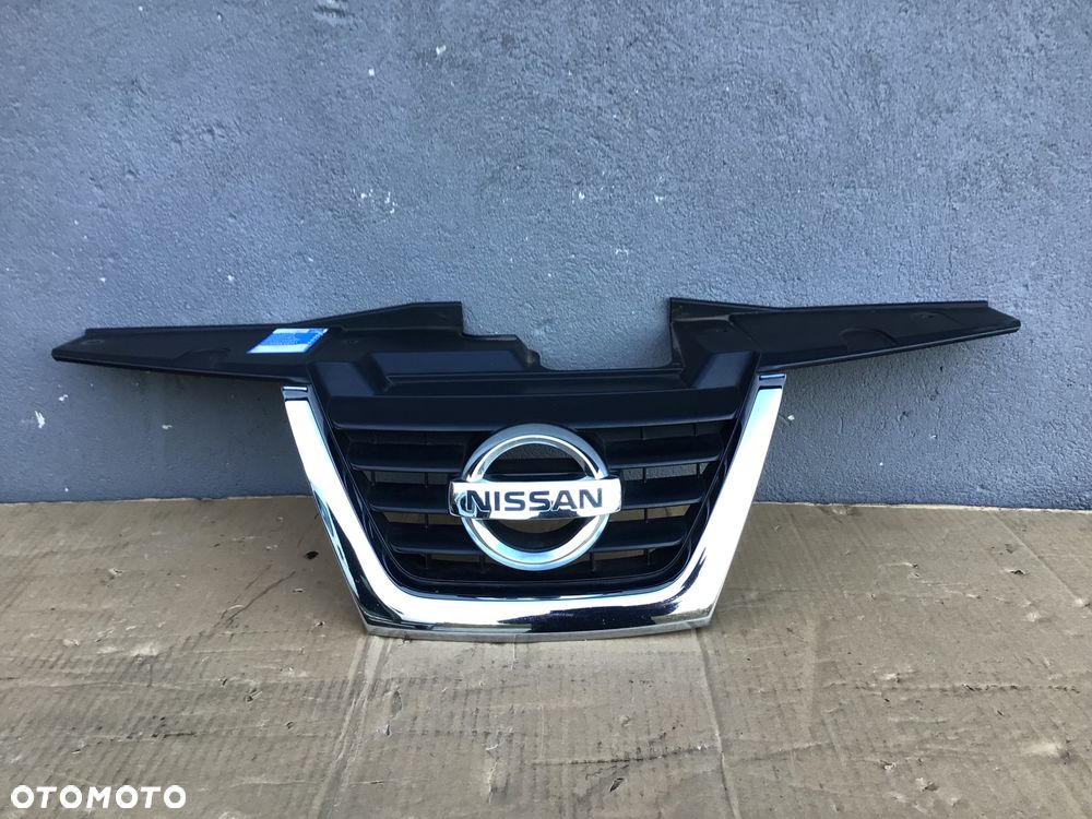 Grill Atrapa Nissan Juke F15 przed liftem