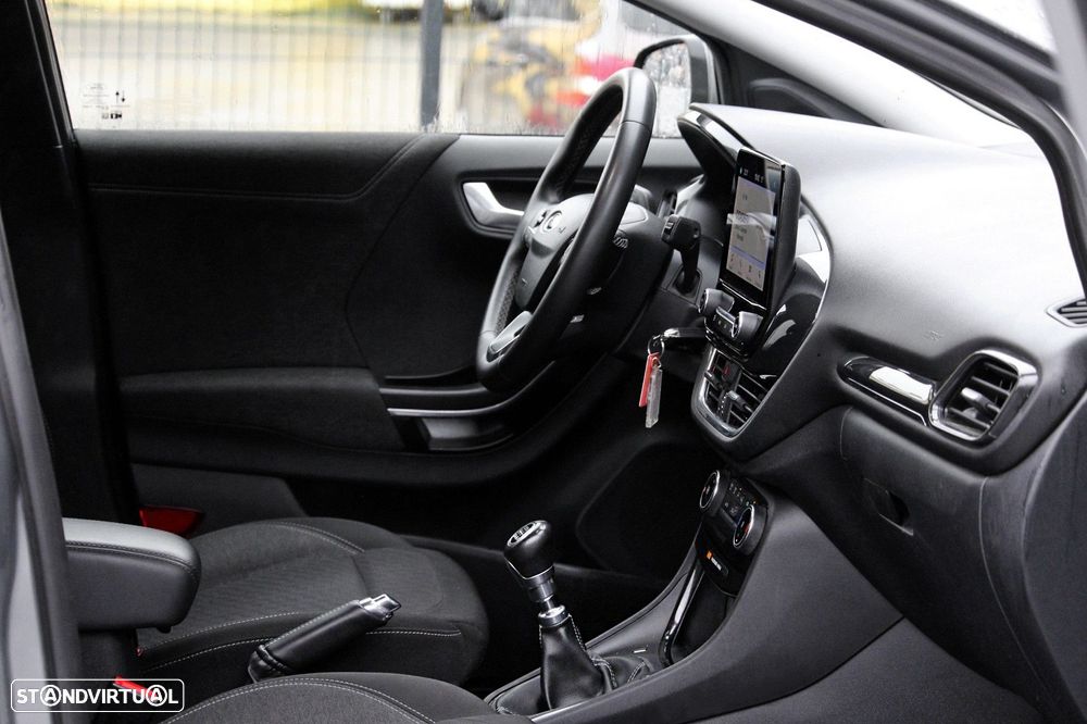 Ford Puma 1.0 EcoBoost MHEV Titanium - 24