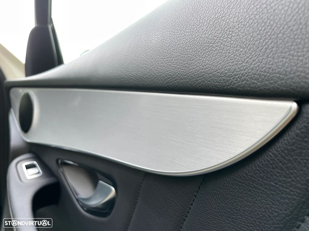 Mercedes-Benz GLC 220 d 4Matic - 43