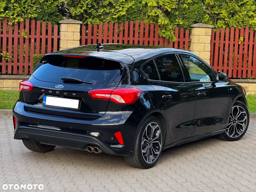 Ford Focus 1.5 EcoBoost ST-Line - 4